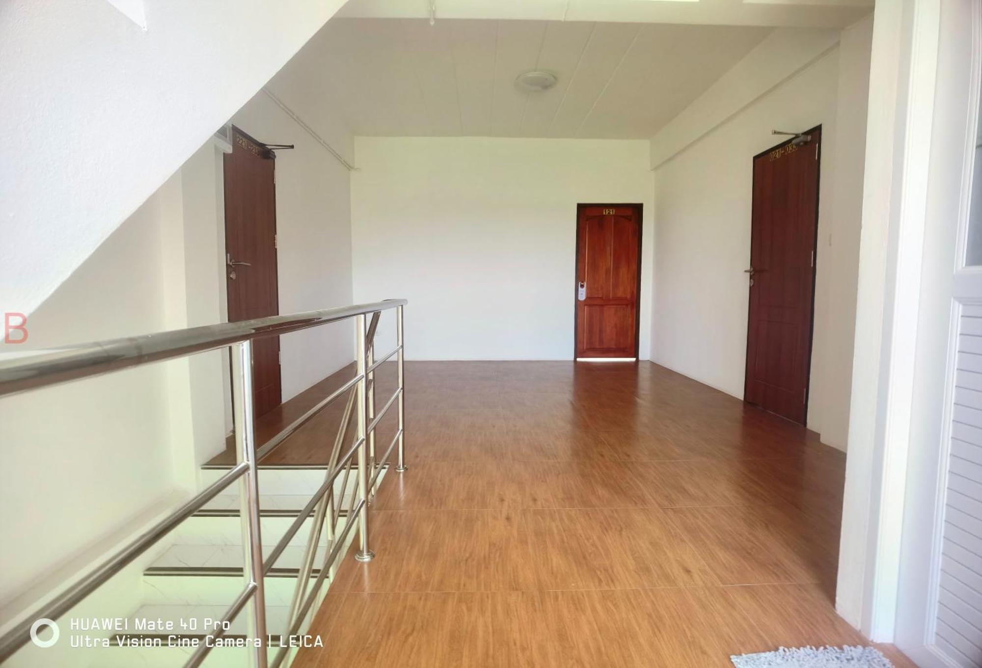 Ban Khlong Krang Yyk Hostel 24H מראה חיצוני תמונה